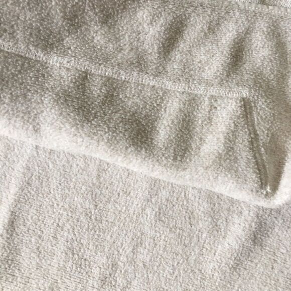 Eddie Bauer Poncho   - Picture 4 of 9